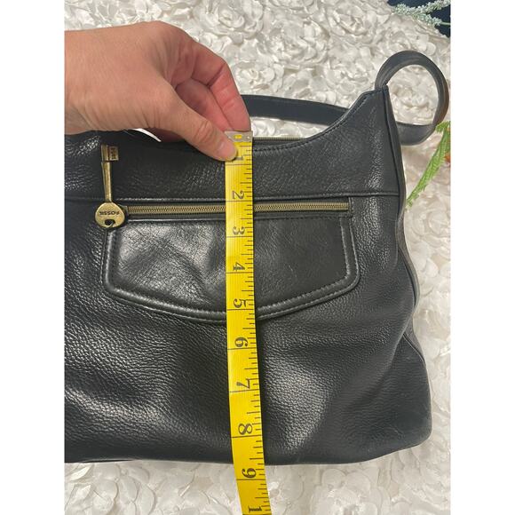 Fossil Black Leather Shoulder Bag with Key - Picture 10 of 16